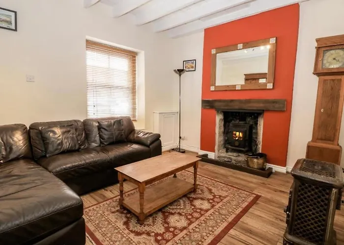 Platform 17 * Pickering